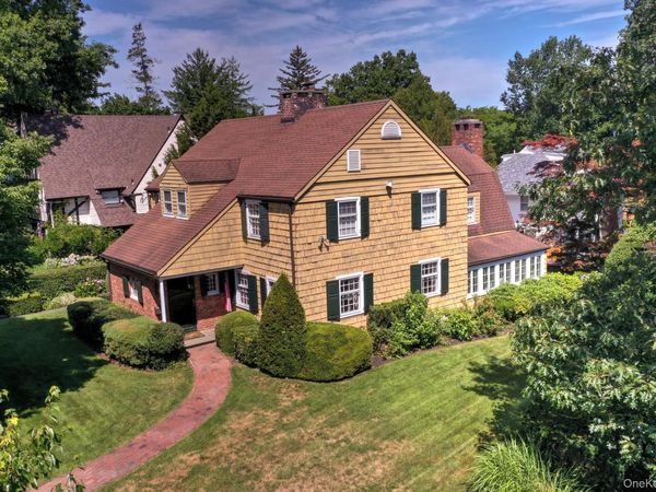 255 Manor Road, Douglaston, NY 11363