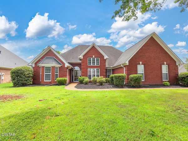 34 Jacob Street, Jackson, TN 38305
