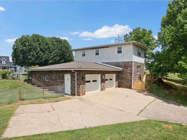 2691 State Route 339 , Belpre, OH 45714