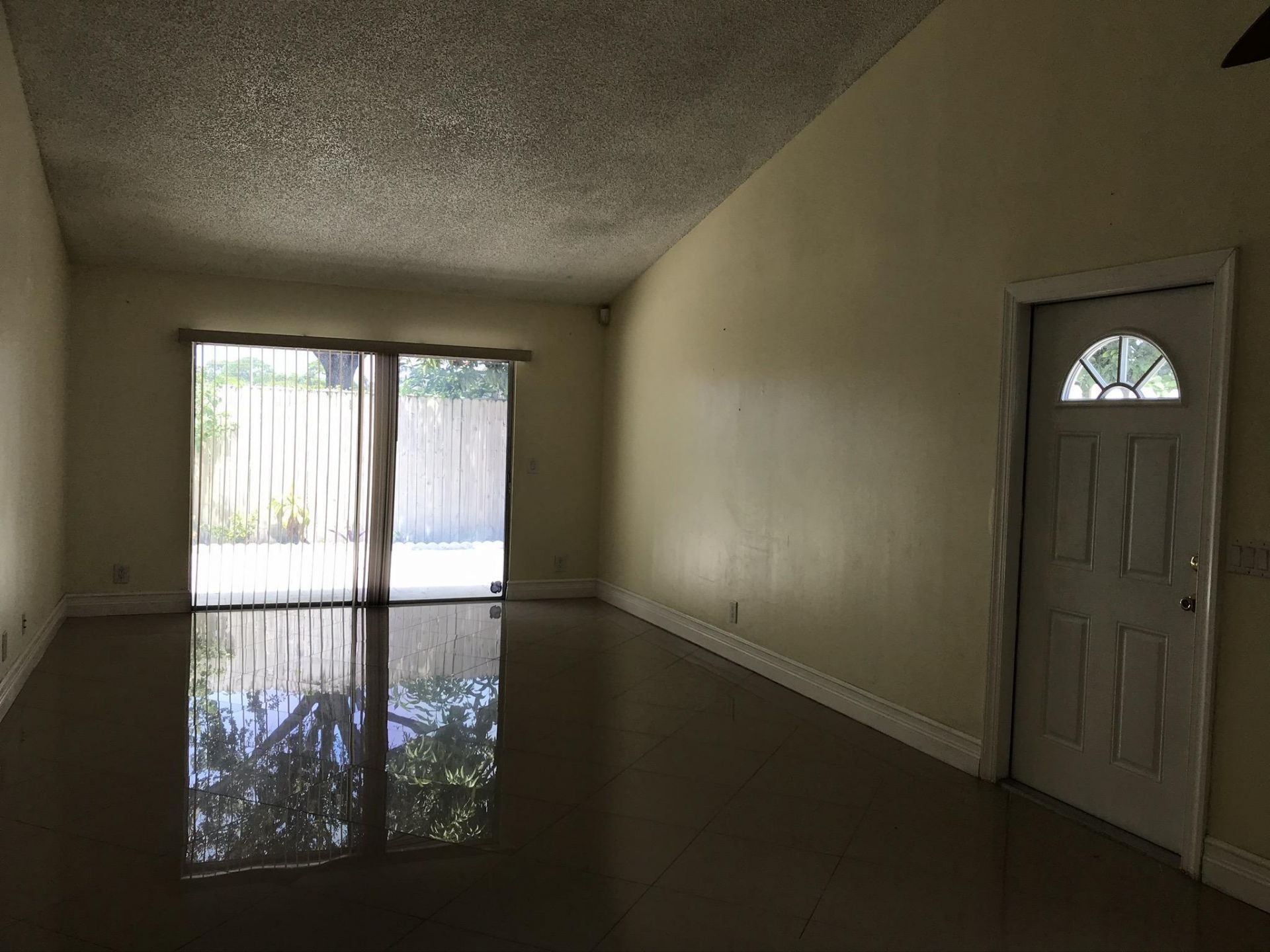1534 Royal Forest Court, Palm Springs, FL 33406 Photo