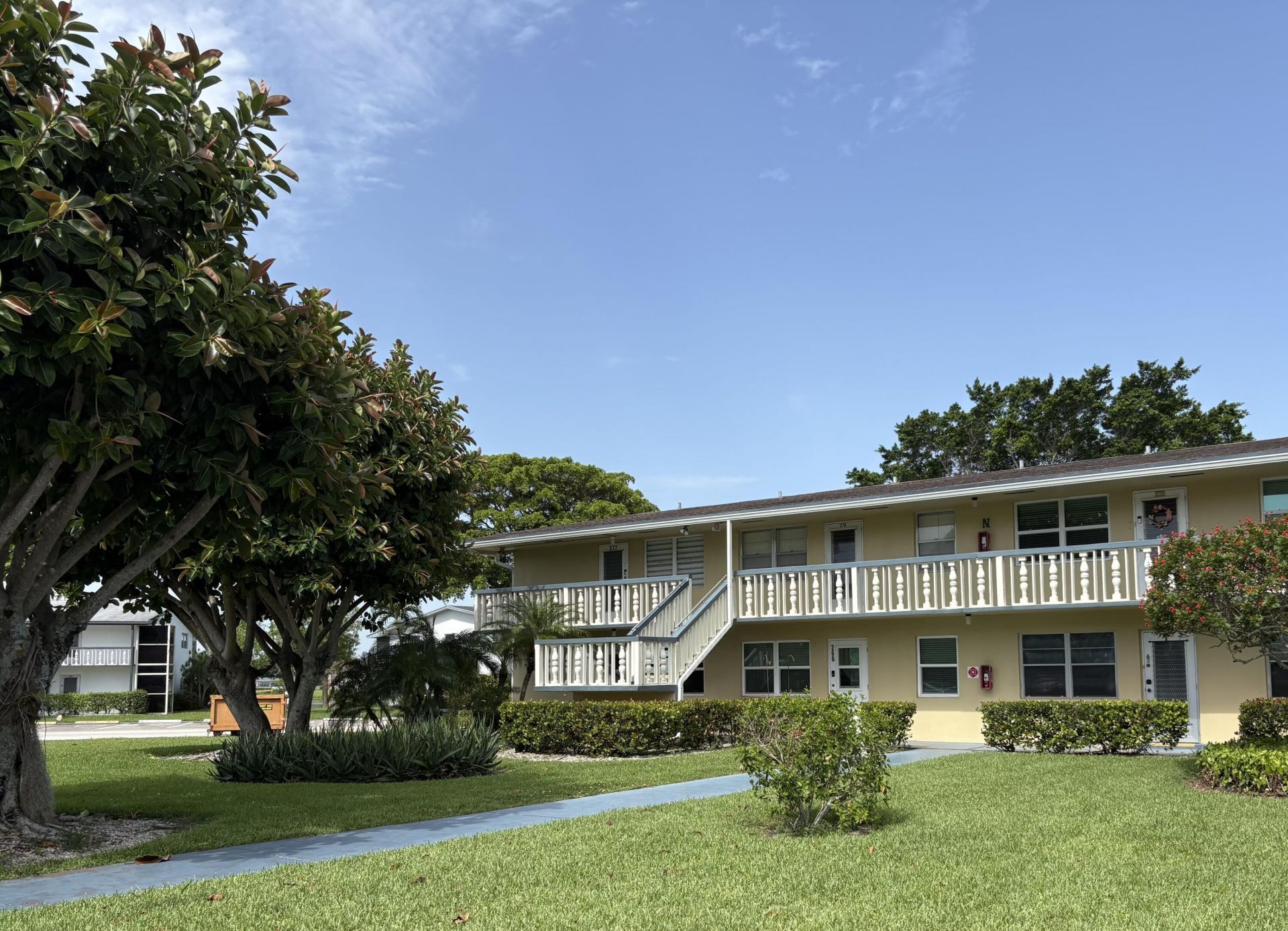 277 Chatham N, West Palm Beach, FL 33417 Photo