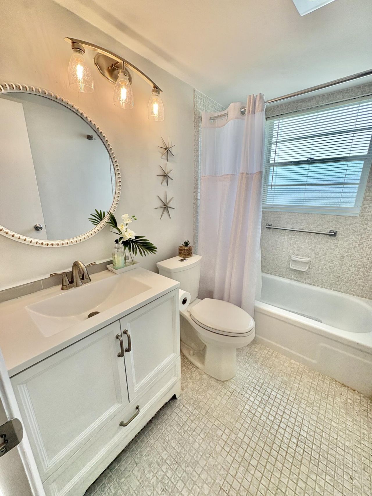 277 Chatham N, West Palm Beach, FL 33417 Photo