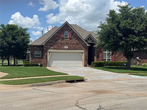 4212 N Oak Avenue , Broken Arrow, OK 74011