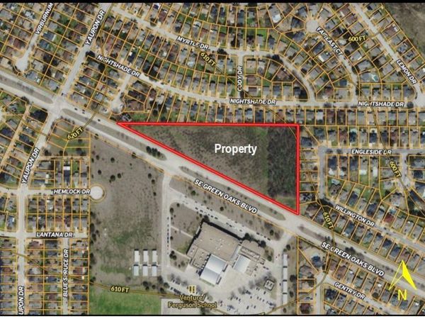 610 Green Oaks Boulevard , Arlington, TX 76018