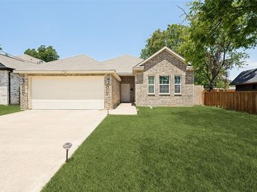 2733 Carpenter Avenue, Dallas, TX 75215
