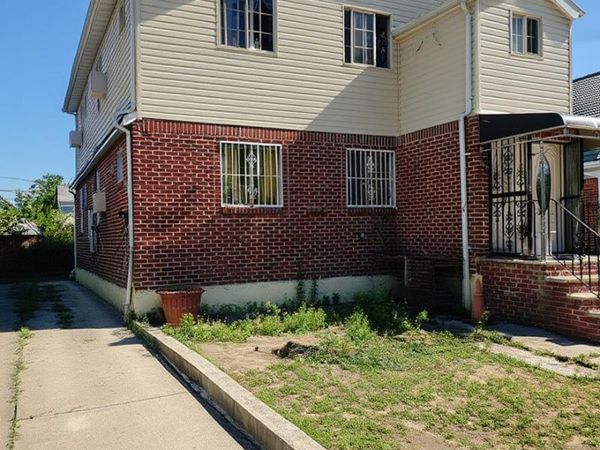 5742 159th Street, Fresh Meadows, NY 11365