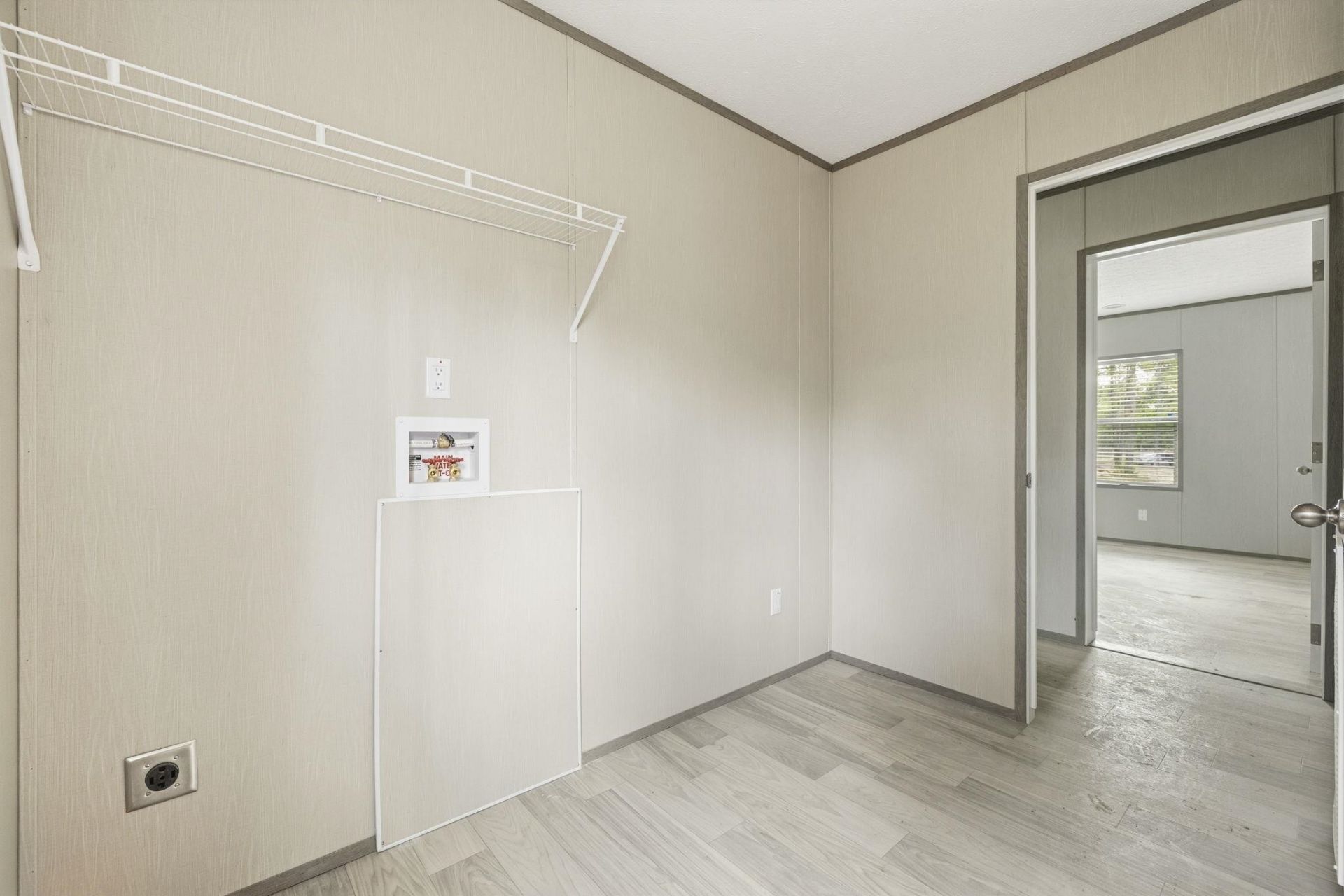 110 Lunar Ln Photo 23