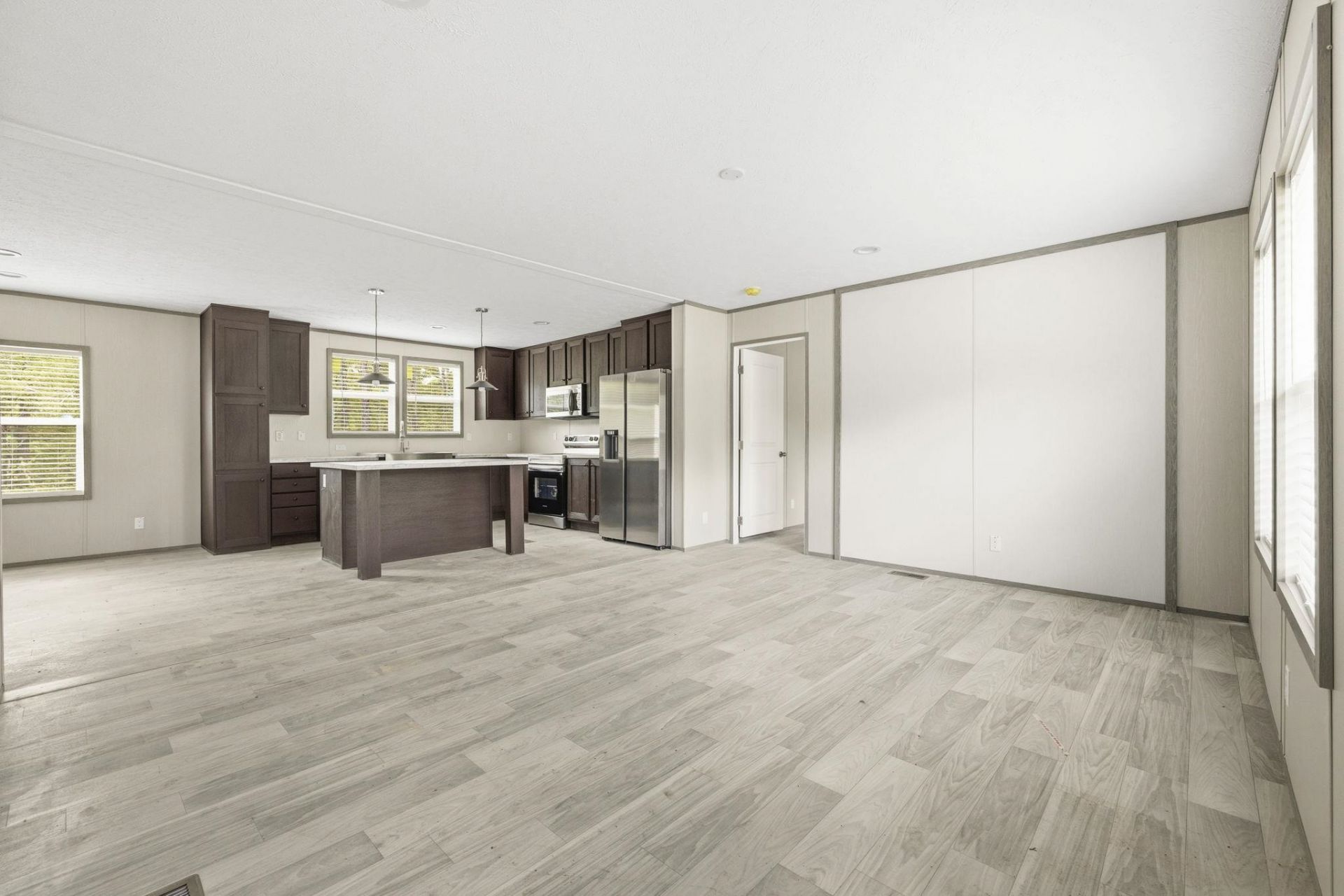 110 Lunar Ln Photo 4