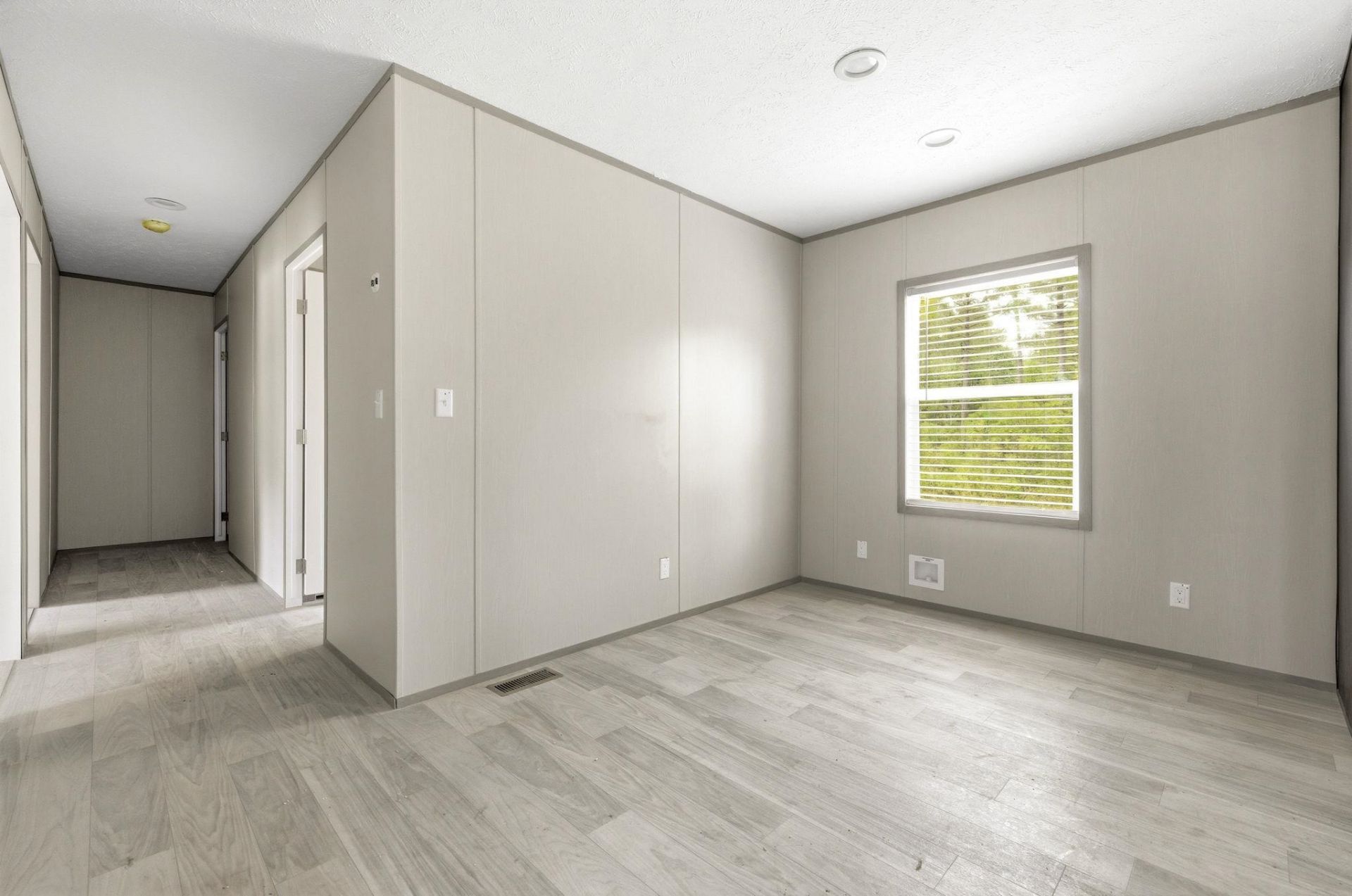 110 Lunar Ln Photo 7