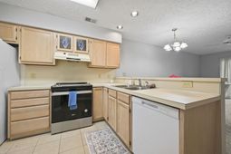 4101 Pinehurst Circle  photo 4