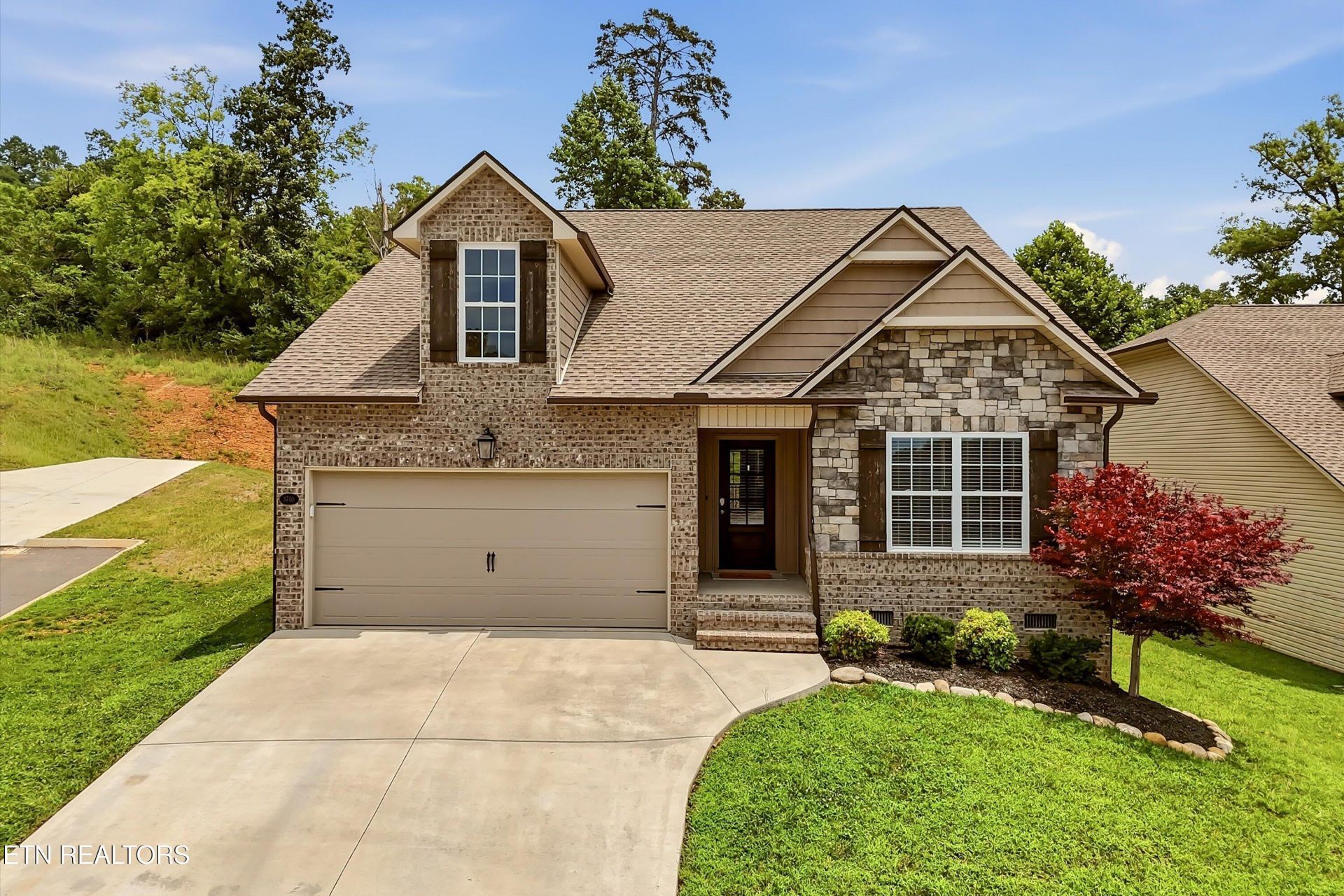 3740 Parker Harrison Way, Knoxville, TN 37924 Main Photo
