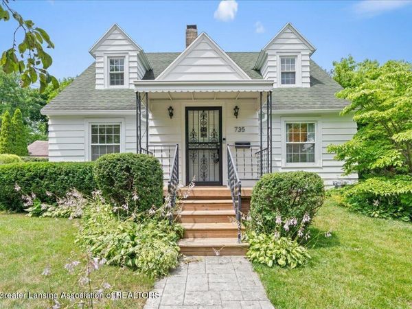 735 Mahlon Street, Lansing, MI 48906