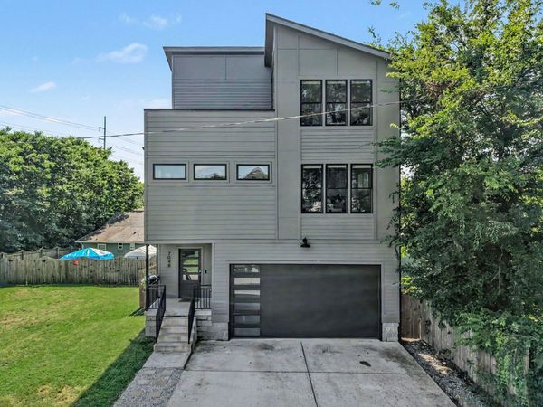704B 29th AVE N, Nashville, TN 37209