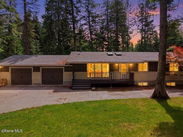 12822 N Avondale LOOP , Hayden, ID 83835