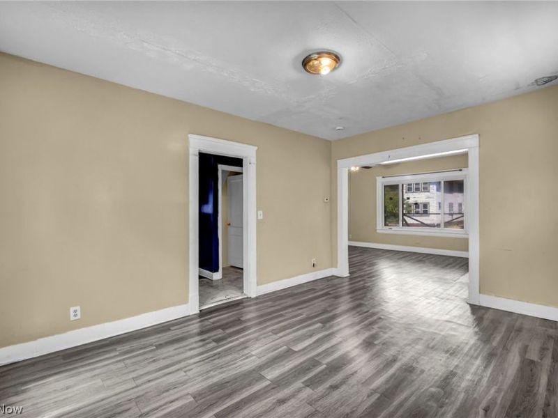 9908 Bessemer Avenue, Cleveland, OH 44104 Photo 14