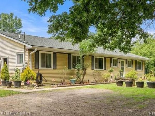 2650 N Lake George Road, Attica Twp, MI 48455