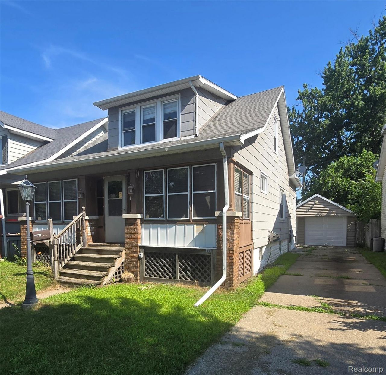 1619 White Street, Port Huron, Mi 48060 Main Photo