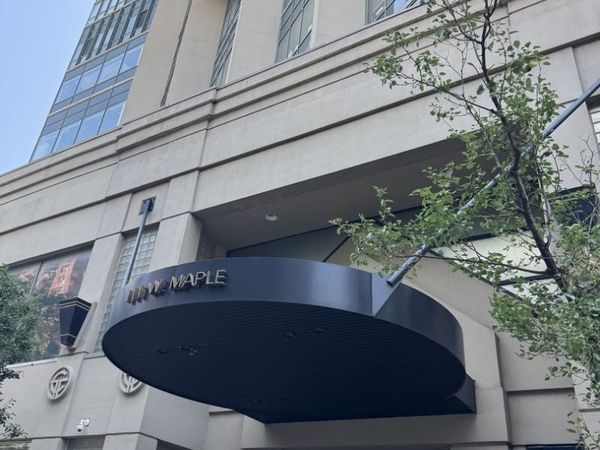 111 W Maple Street, Unit 1501, Chicago, IL 60610