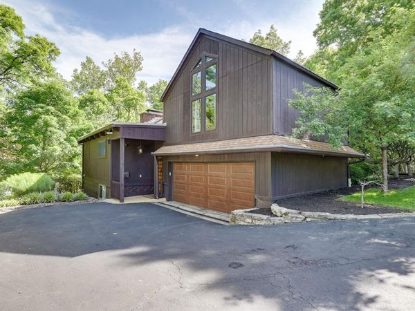 179 Kenbrook Drive, Worthington, OH 43085