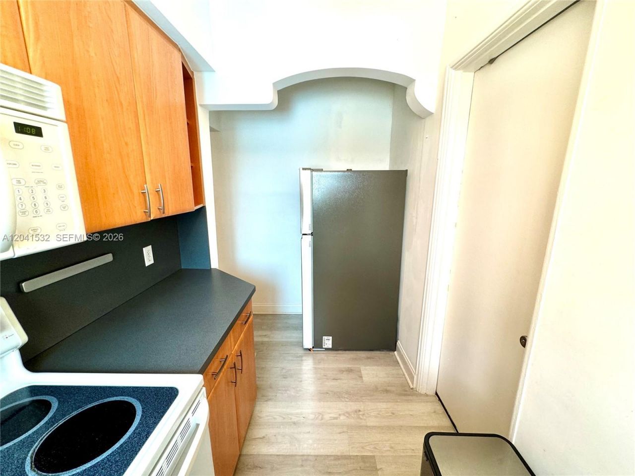 1341 Meridian Ave, Unit 204, Miami Beach, FL 33139 Photo