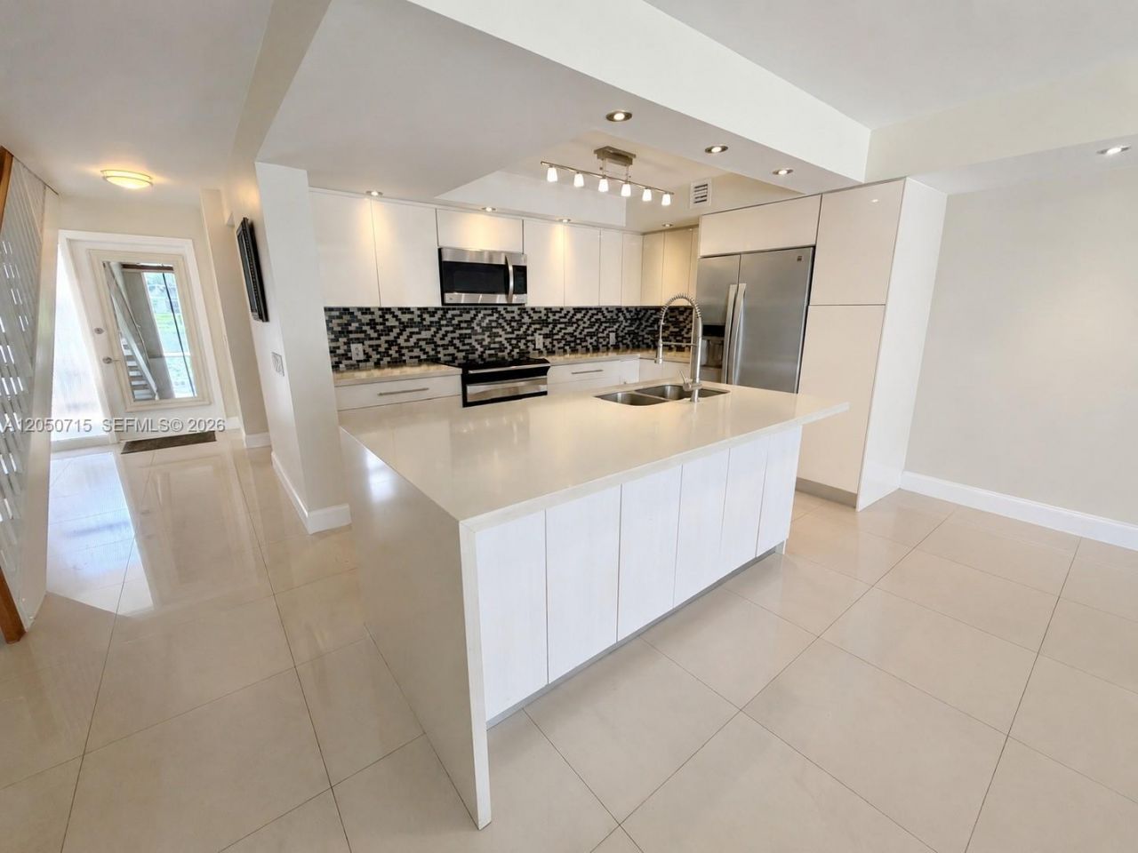 11250 NW 14th Ct , Pembroke Pines, FL 33026 Photo