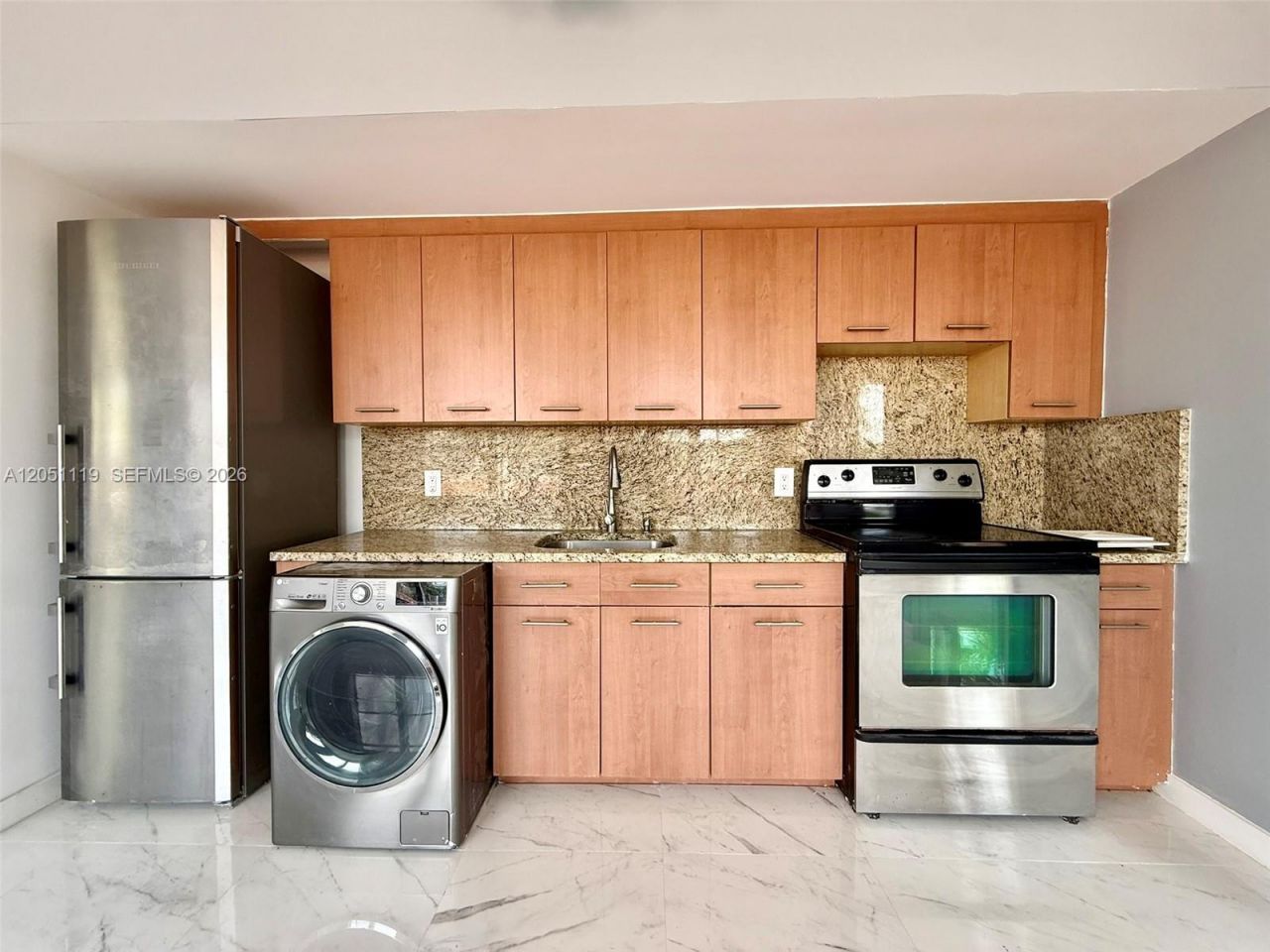 1027 Pennsylvania Ave, Unit 302, Miami Beach, FL 33139 Photo
