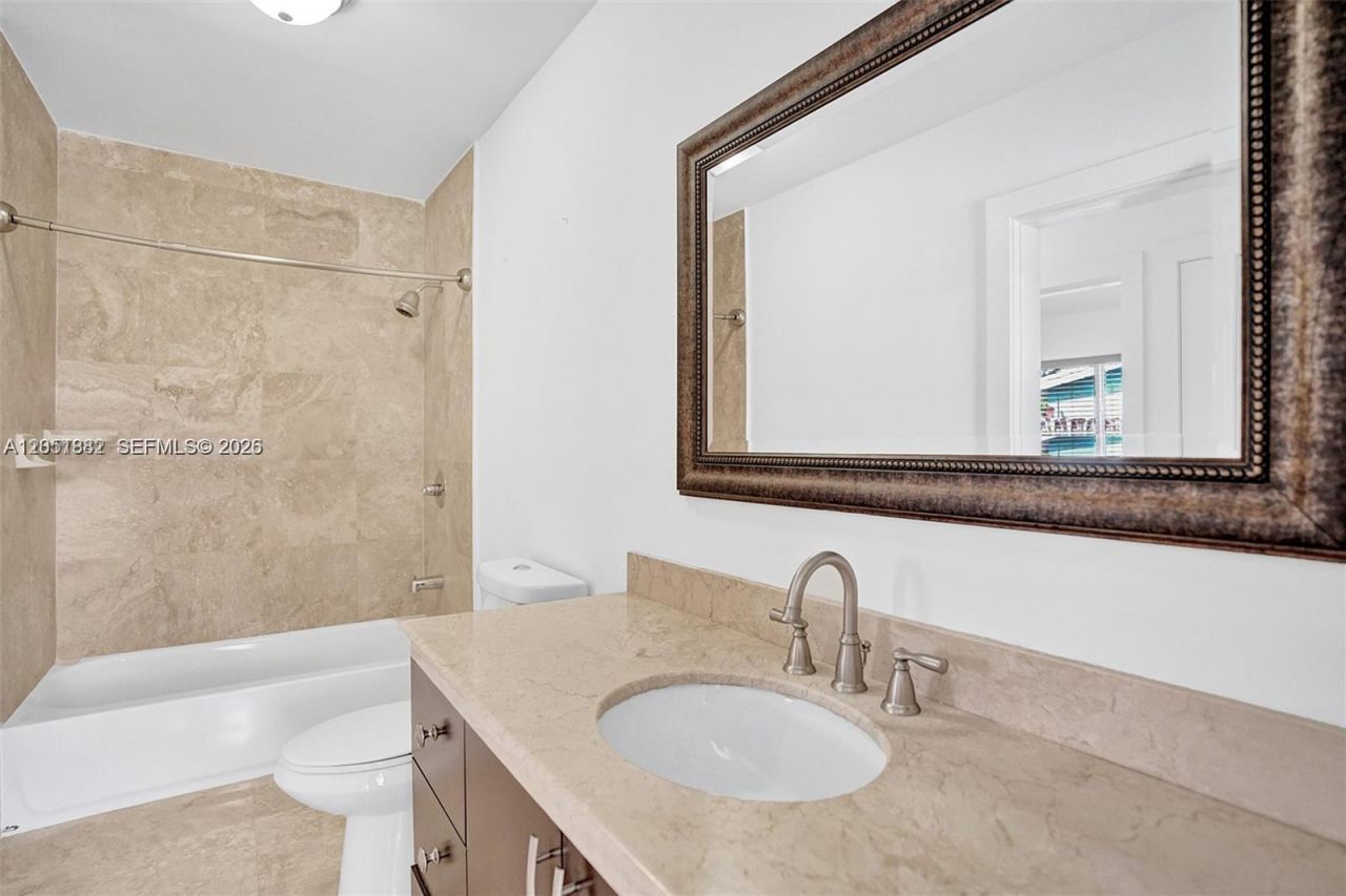 4519 W Park Rd , Hollywood, FL 33021 Photo