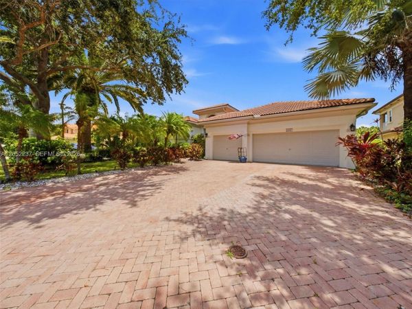 12307 NW 49th St , Coral Springs, FL 33076