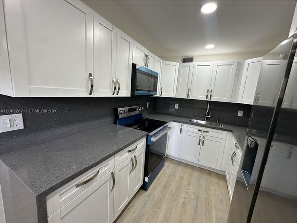 13255 SW 7th Ct , Unit 113D, Pembroke Pines, FL 33027