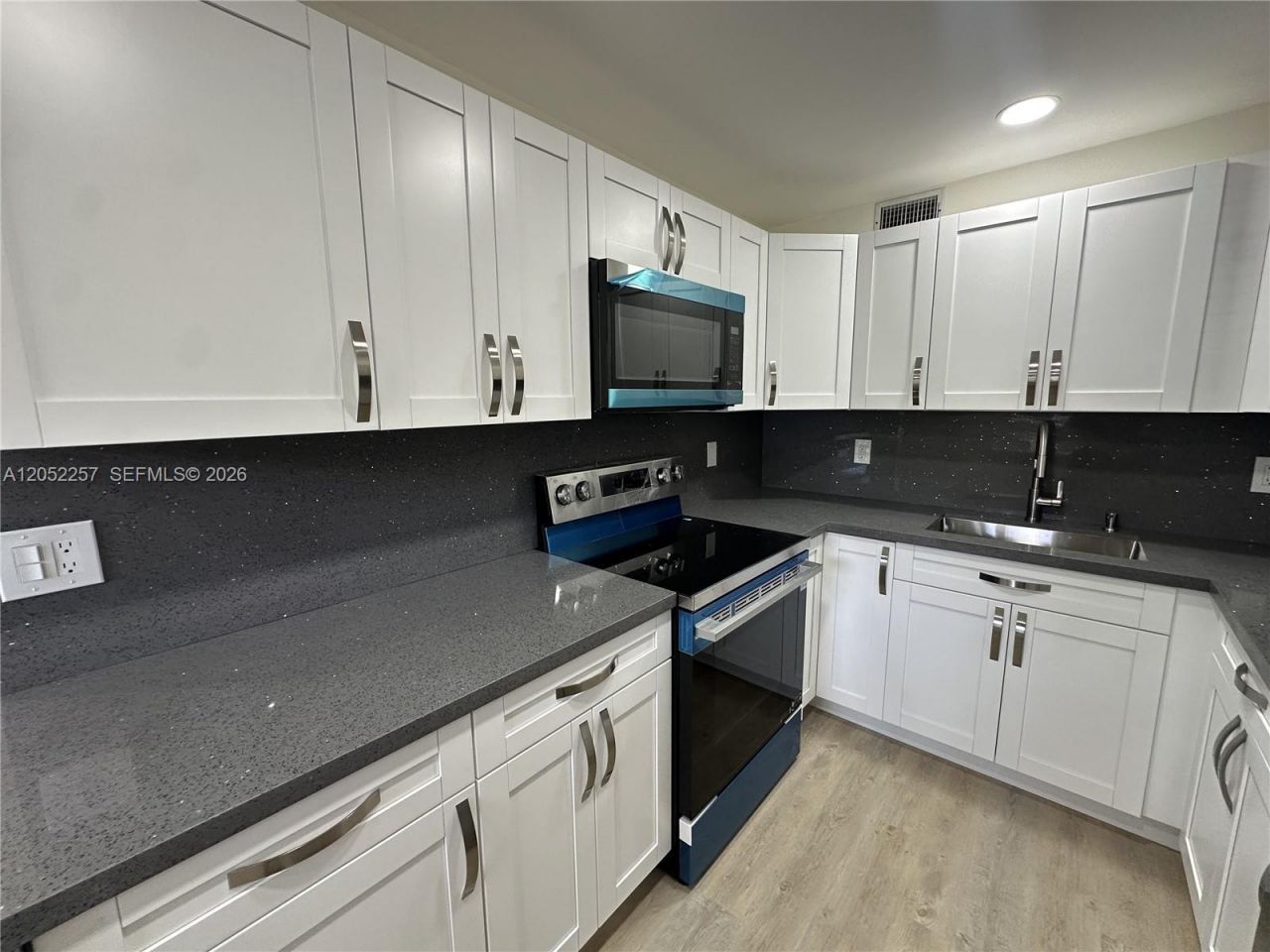 13255 SW 7th Ct , Unit 113D, Pembroke Pines, FL 33027 Photo