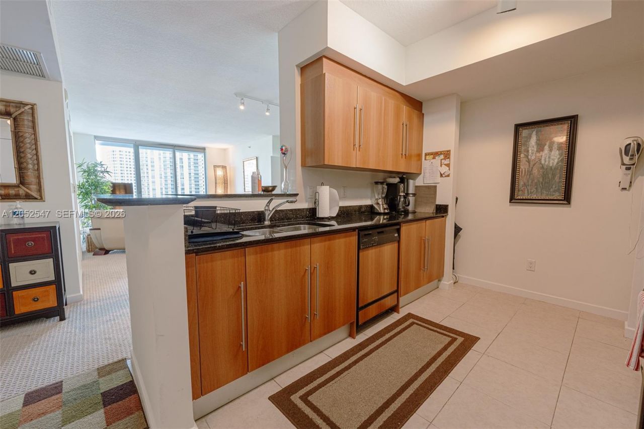 325 S Biscayne Blvd , Unit 2119, Miami, FL 33131 Photo