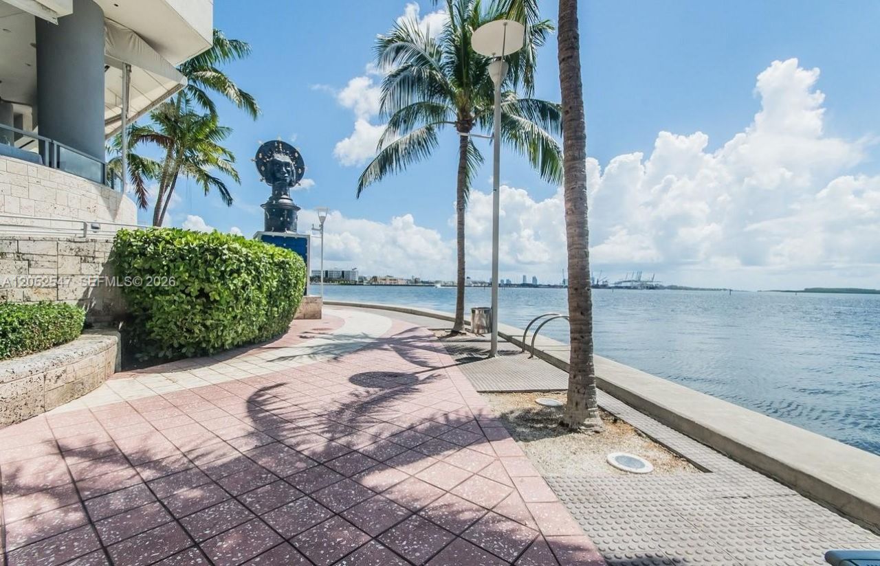 325 S Biscayne Blvd, Unit 2119, Miami, FL 33131 Photo