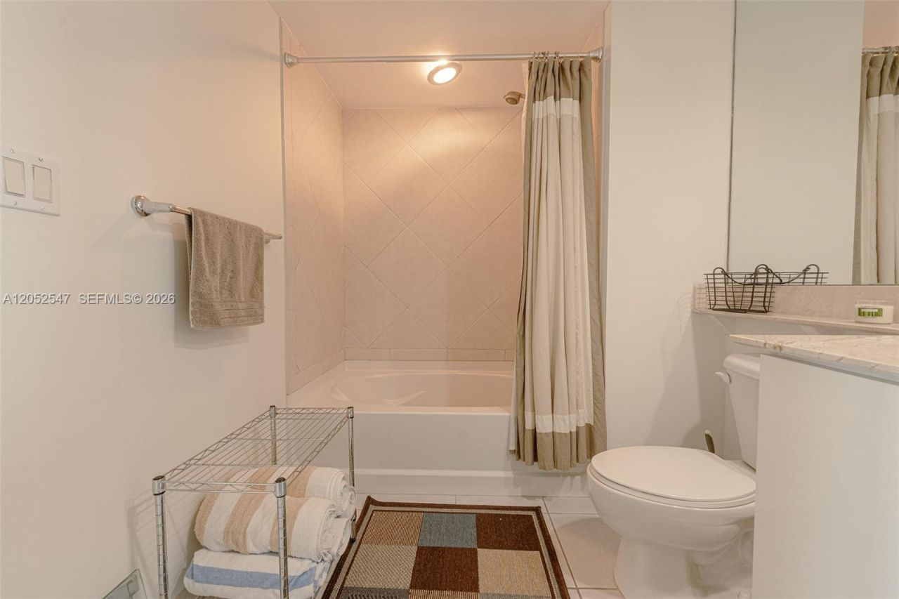 325 S Biscayne Blvd , Unit 2119, Miami, FL 33131 Photo