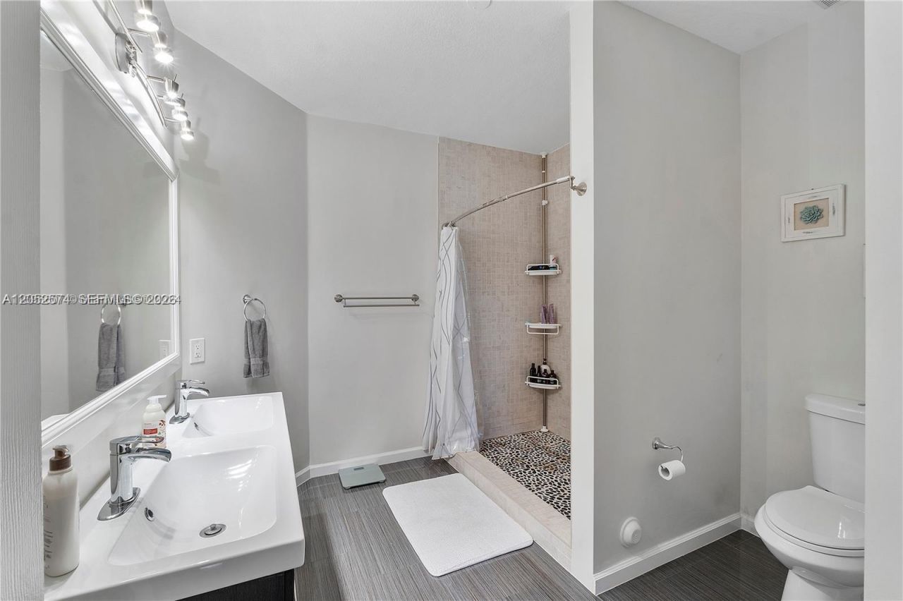 4960 SW 136th Ave , Unit 4960, Miramar, FL 33027 Photo