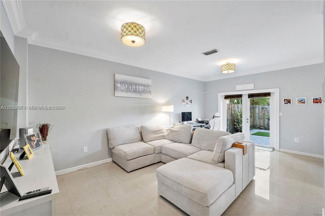 4960 SW 136th Ave , Unit 4960, Miramar, FL 33027 Photo