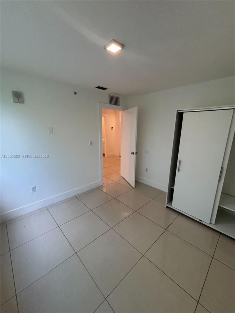829 SW 18th Ave, Unit 209, Miami, FL 33135 Photo