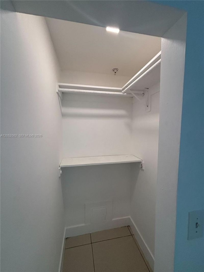 829 SW 18th Ave, Unit 209, Miami, FL 33135 Photo