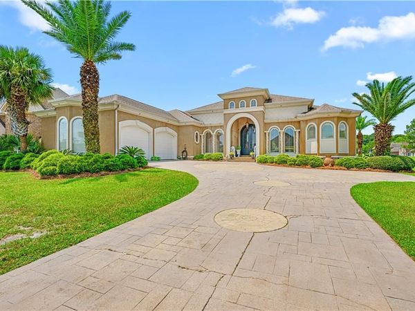 1104 Heron Lakes Circle, Mobile, AL 36693