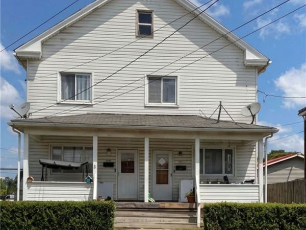 719/721 Anderson St, New Kensington, PA 15068