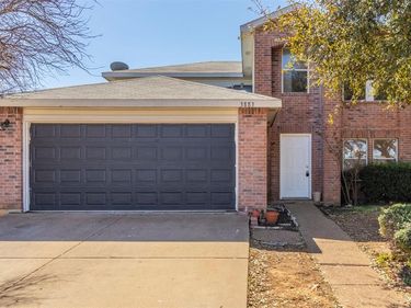 3883 Steeplechase Drive, Fort Worth, TX 76123