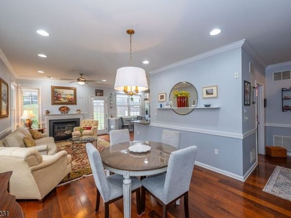 1 Ashley Ct, Hawthorne, NJ 07506