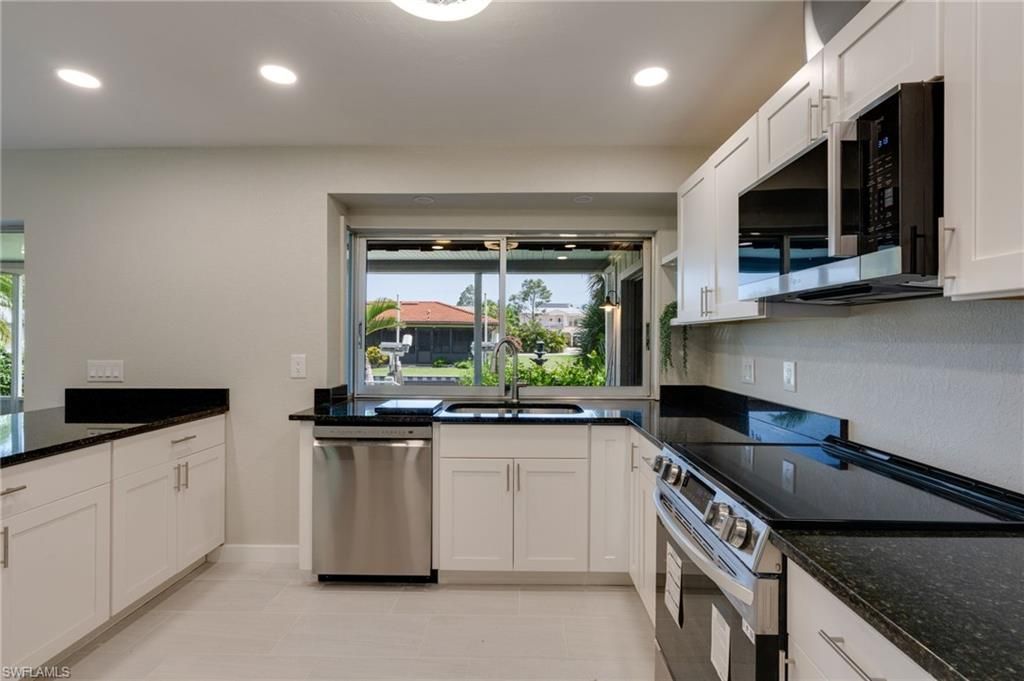 94 Gold Key Ct, North Fort Myers, FL 33917 Photo