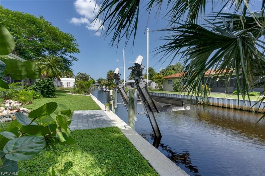94 Gold Key Ct, North Fort Myers, FL 33917 Photo