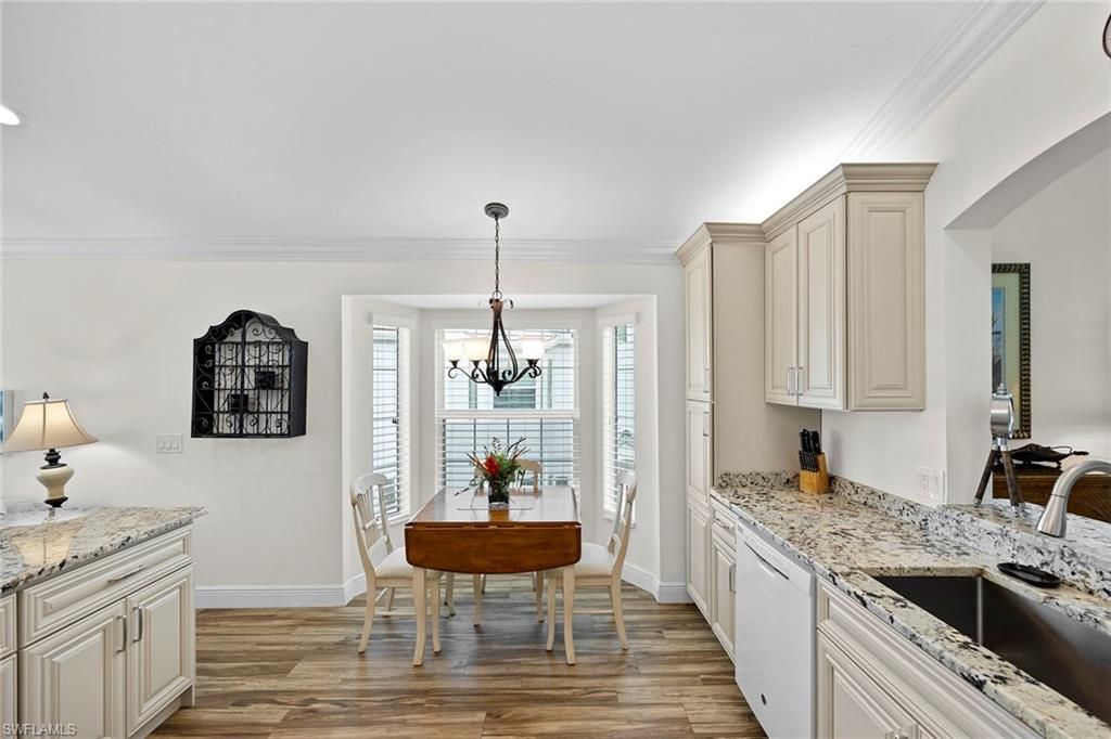 5963 Sand Wedge Ln , Unit 205, Naples, FL 34110 Photo