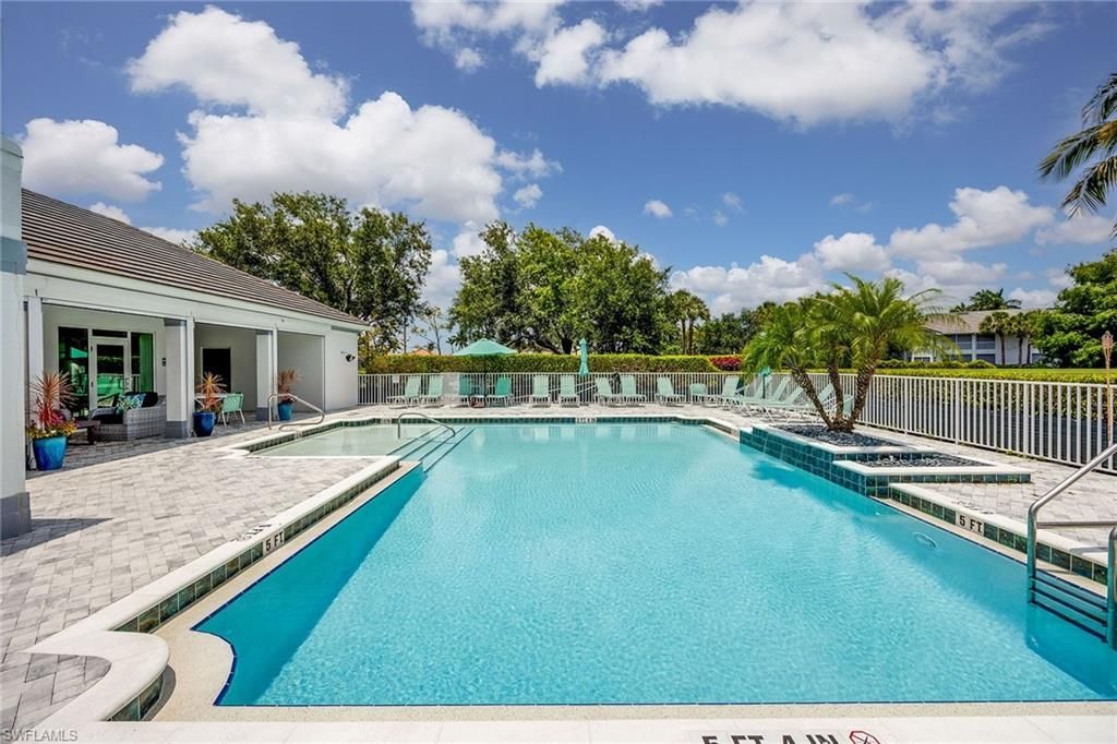 5963 Sand Wedge Ln , Unit 205, Naples, FL 34110 Photo
