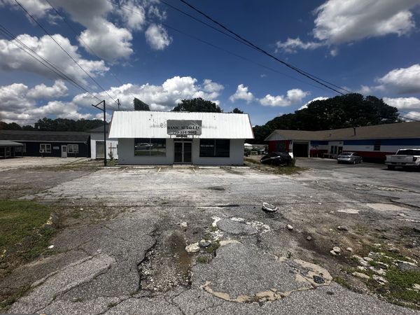 4316 Lawrenceville Road, Loganville, GA 30052