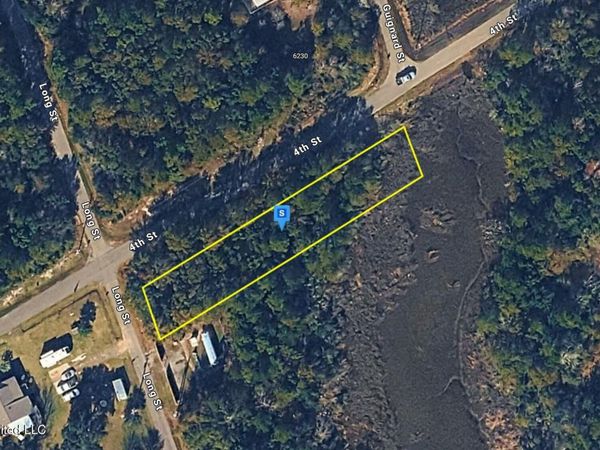 5040 Long Street, Bay Saint Louis, MS 39520