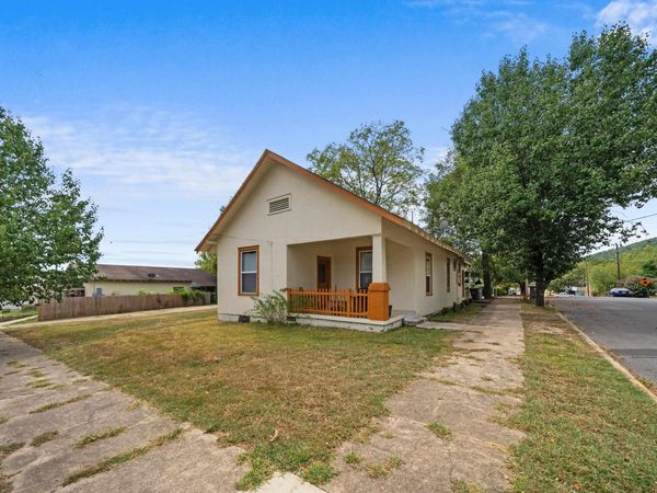 400 SIXTH Street, Hot Springs, AR 71901