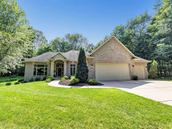 5763 HAVENWOOD HILLS DRIVE, Little Suamico, WI 54141