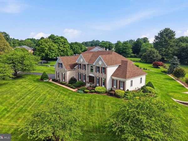 28 W PERIWINKLE LANE, NEWARK, DE 19711